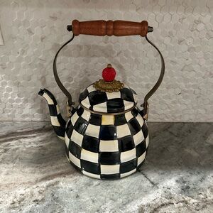 McKenzie Child Courtly Check 2 quart tea kettle